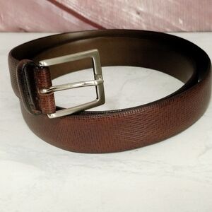 Trafalgar Men's Brown Leather Belt Sz 36 Silver Buckle Textured Classic Business